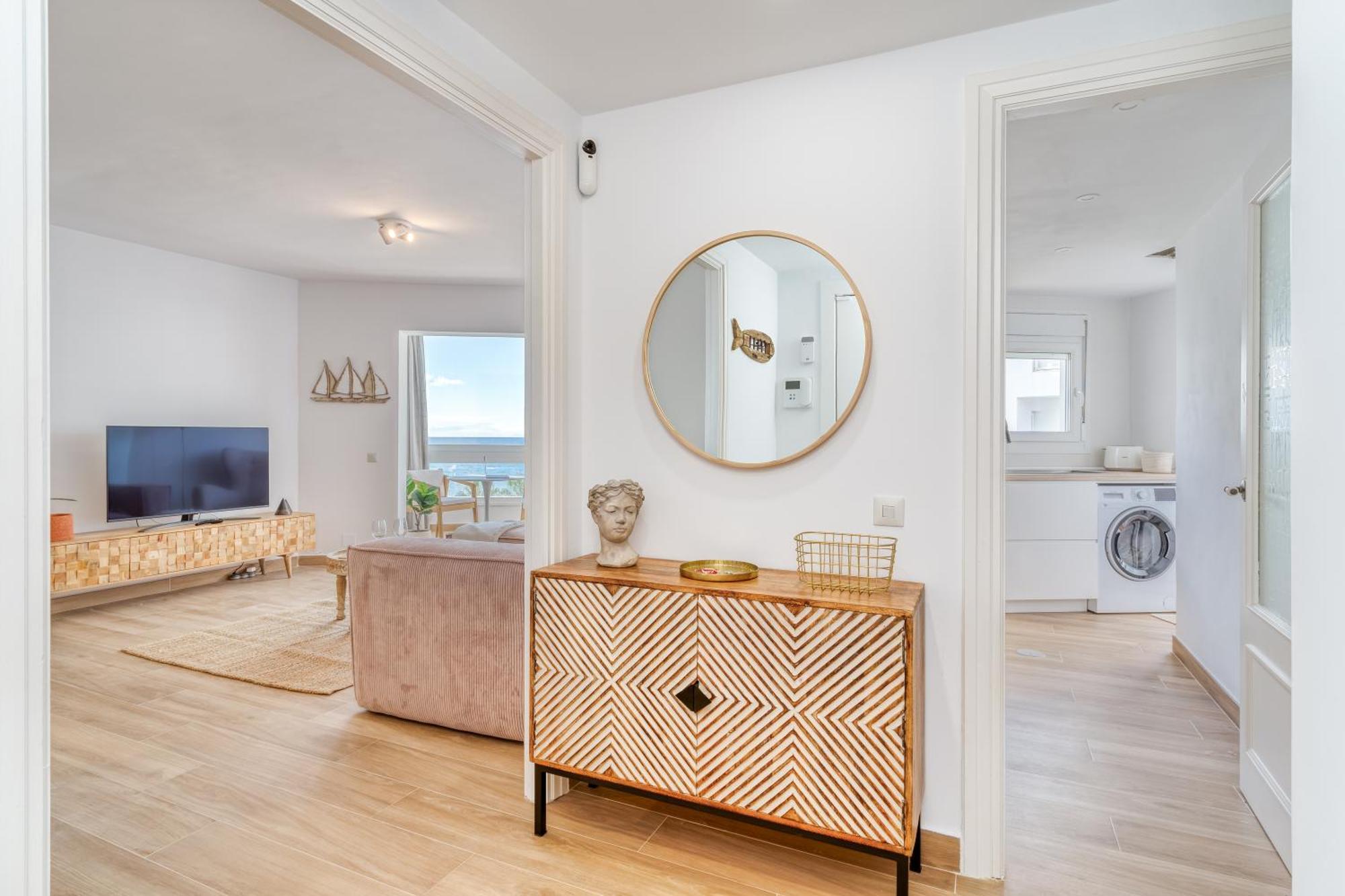 Luxury On The Beachfront Apartamento *