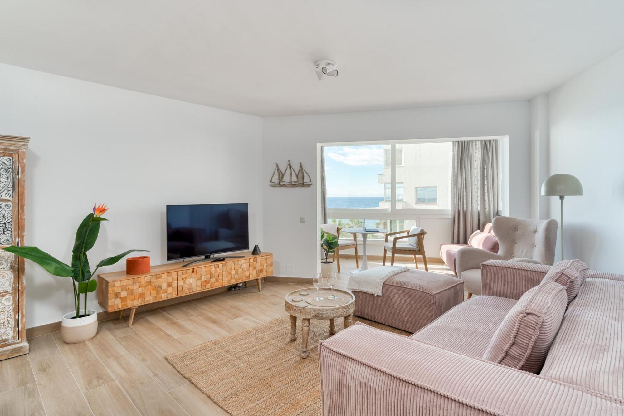 Luxury On The Beachfront Apartamento